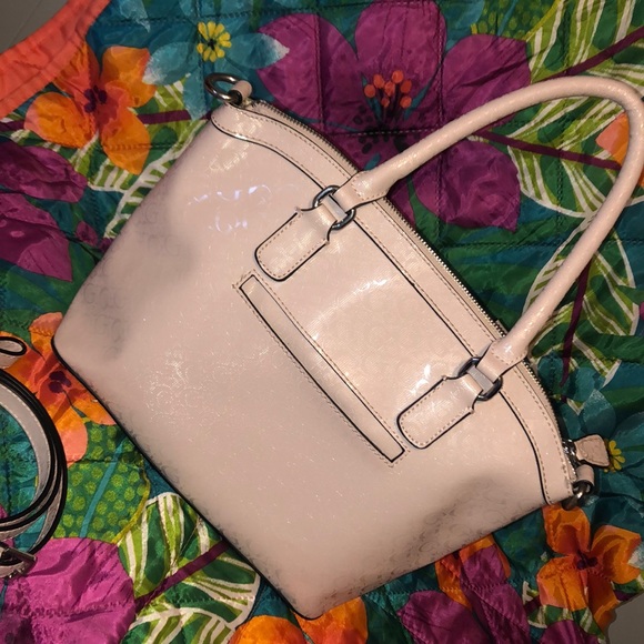 Purses - Picture 2 of 8